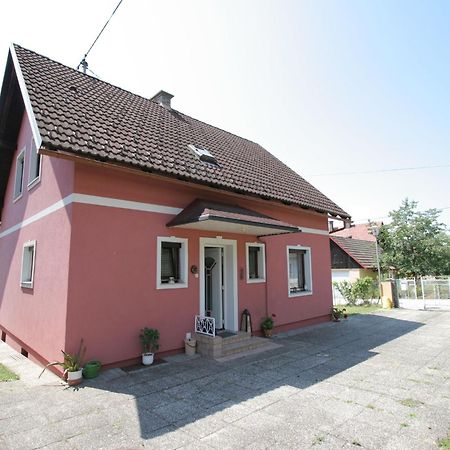 Modern Apartment With Garden Near The Petzen Ski Area In Eberndorf Carinthia 外观 照片