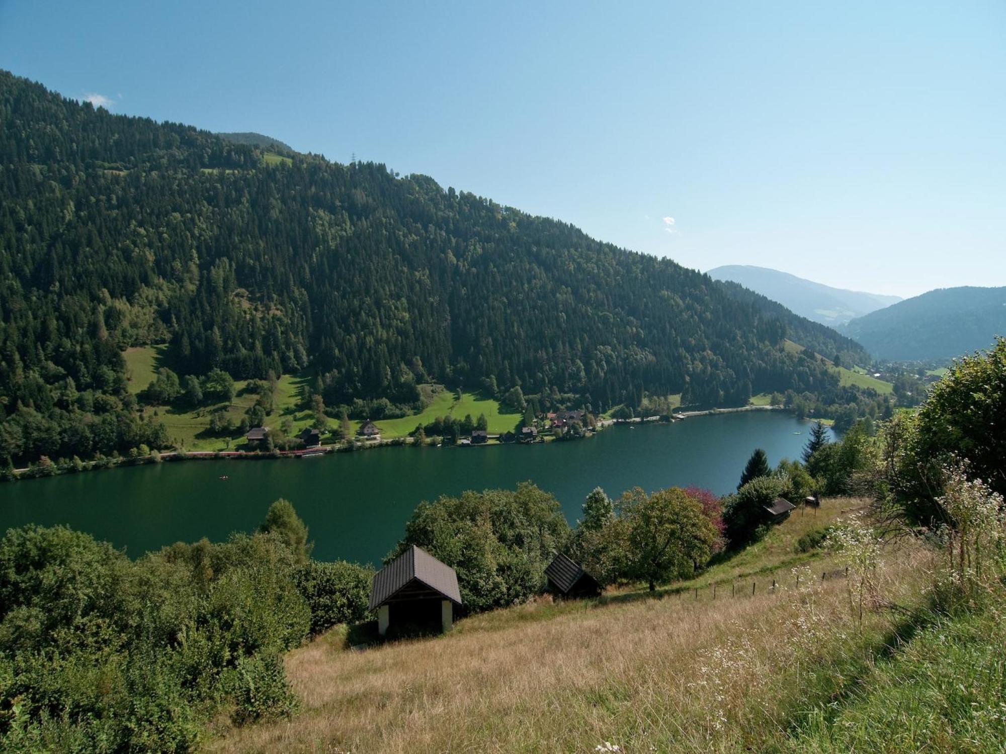 Modern Apartment With Garden Near The Petzen Ski Area In Eberndorf Carinthia 外观 照片