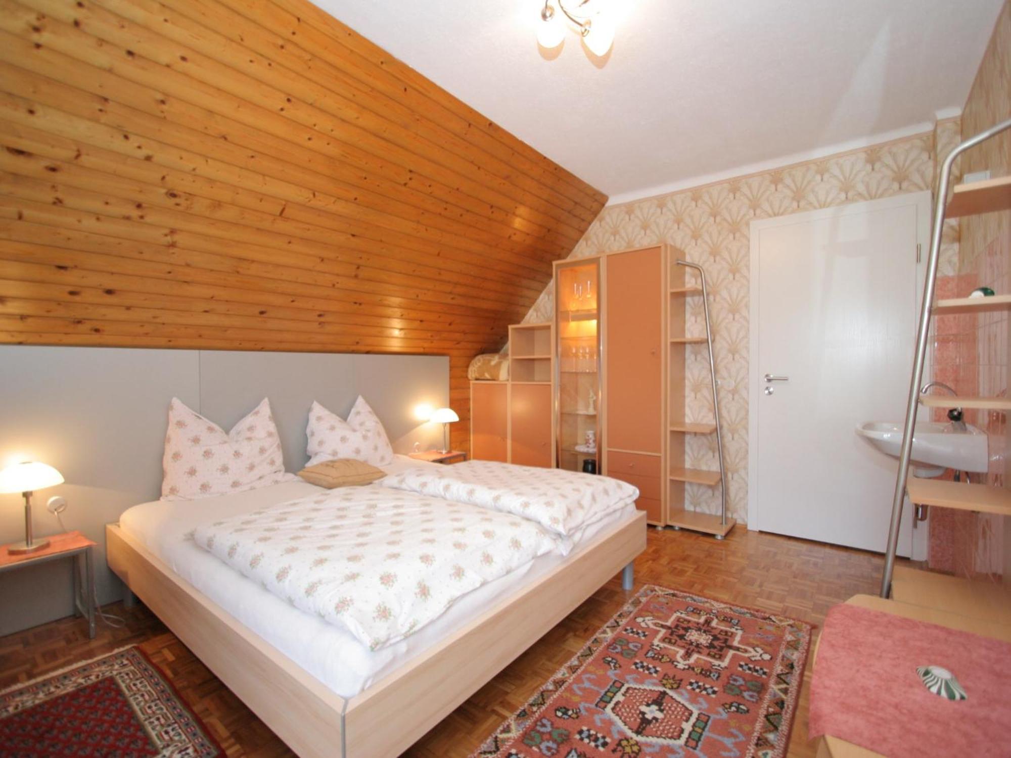 Modern Apartment With Garden Near The Petzen Ski Area In Eberndorf Carinthia 外观 照片